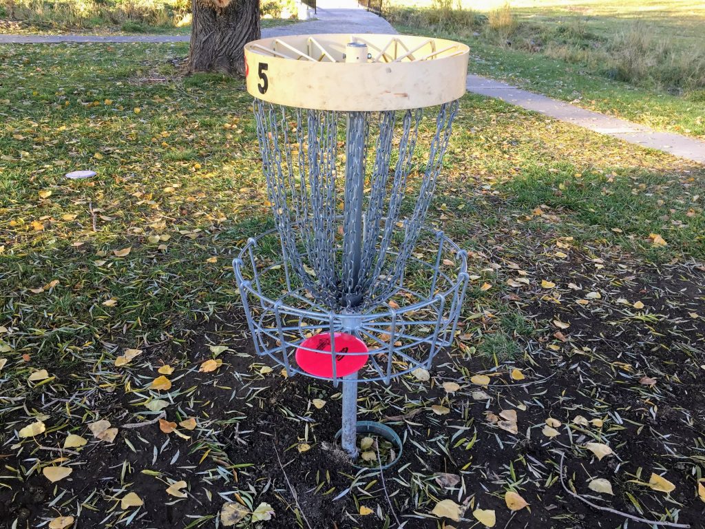 photo of disc golf basket